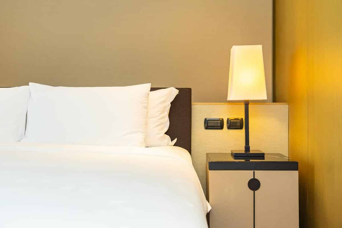 hauteur interrupteur tete lit